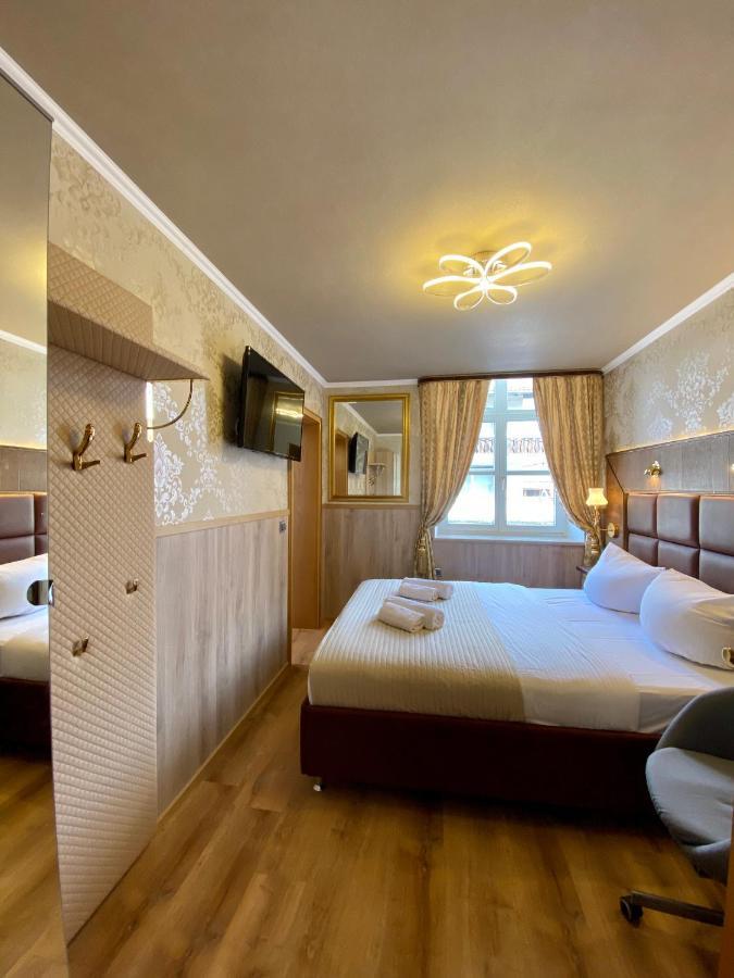 Golden Gapa "Gasthof Zum Lamm" Garmisch-Partenkirchen Exterior foto